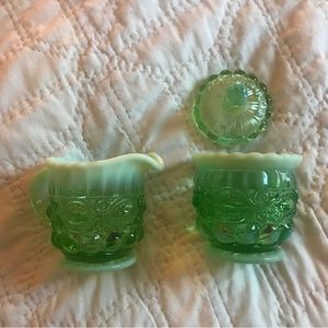 Green glass sugar and cream